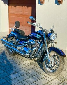 Suzuki Intruder C 800