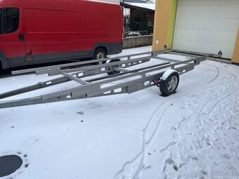 Podvozek na maringotku