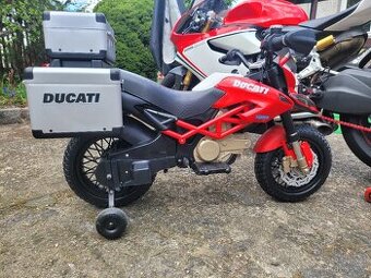 Peg Perego Ducati