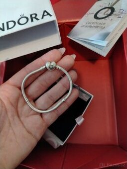 Pandora náramek 16cm