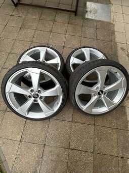 Litá kola Audi Rotor R19