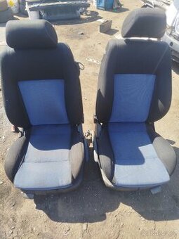 Sedačky Golf4 tři dveře