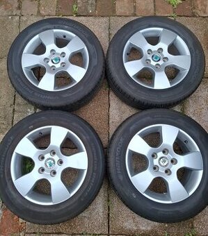 ALU KOLA ŠKODA OCTAVIA II.+LETNÍ PNEU-- 205/60/R15"