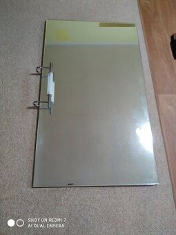 Prodám velké nástěnné zrcadlo se světlem. rozměr 120 x 70 cm