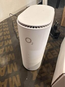 O2 Wi-Fi router ZTE Model : MC801A - 1