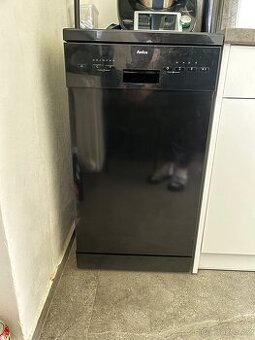 Myčka Amica MVA 438 DCB ( v záruce)