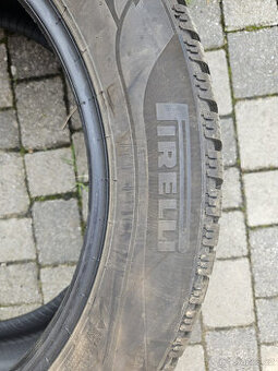 4x Zimní Pneu PIRELLI WINTER 2 SCORPION 235/55 R19 - 1