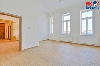 Pronájem nově zrekonstruovaného bytu 2+kk o výměře 61 m2 v Č