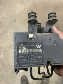 Řídící jednotka ABS 1K0907379AK + agregát 1K0614117S