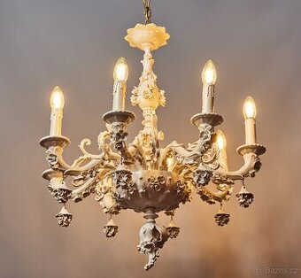 Osmiramenný porcelánový lustr Neapol Capodimonte