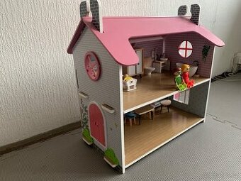 Domecek pro panenky v originalni krabici s prislusenstvim