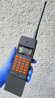 ERICSSON HOTLINE - NMT - SBĚRATELSKÁ RARITA RETRO