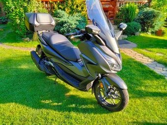 Honda 125 Forza