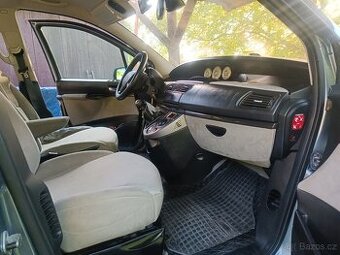 Prodám Peugeot 807 2.0.RHR /2008