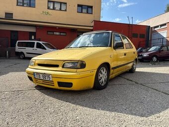 Škoda Felicie blueSky 1,9D Střešní okno