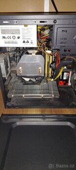 PC AMD A10 7800 / AMD Radeon R7 4 GB / 8GB DDR4 / SSD 500GB