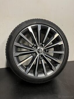 Škoda Superb R19 Zimní sada Trinity R19