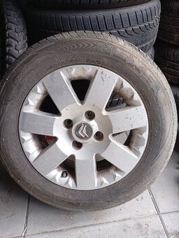 Pneu Citroen 185/65-15 Dot 27