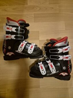 Dětské přeskáče NORDICA, 22cm délka stélky