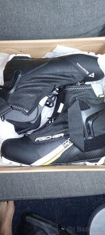 nové kombi boty na běžky fischer, vel. 43 NNN