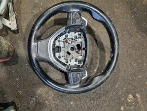 Bmw f11 rok 2011 3.0 150kw multifunkční volant