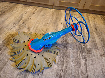 BAZÉNOVÝ POLOAUTOMATICKÝ VYSAVAČ - ZANDER