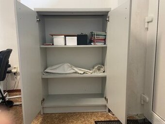 Policová skříňka dvojdveřová