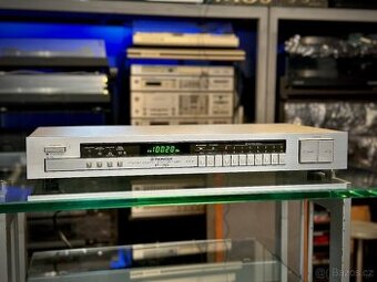 PIONEER F-70 (r.1983) 120V