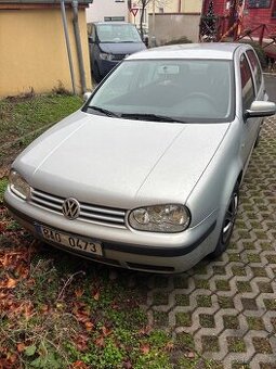 Vw golf 4 na náhradní díly
