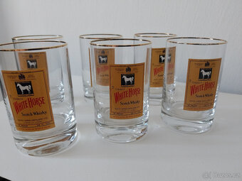 Skotská whisky White horse, 6 skleniček, 80tá léta