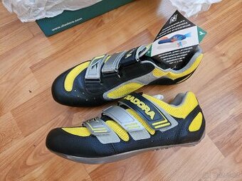 Retro cyklistické tretry Diadora Synchro