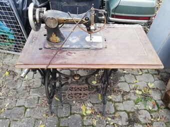 Starý šicí stroj-J.WARCHALOWSKI-Wien