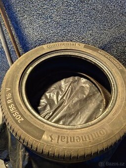 Continental UltraContact 205/55 R16