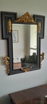 Starožitné zrcadlo