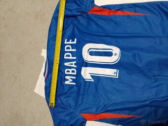 Fotbalový komplet ,dres