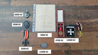 Medaile, vyznamenání, odznaky.