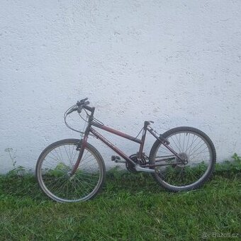 Chlapecké kolo velikost 24 značka Girarden