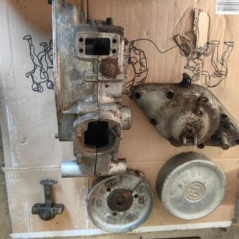 ČZ 175 předvalecna motor díly