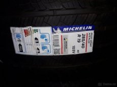 Celoroční Michelin 285/40/19 103V