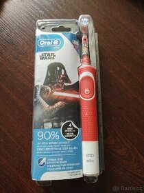 Elektrický kartáček Oral-B - Star Wars
