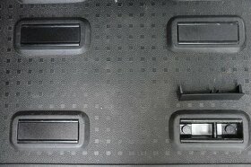 VW T5, T6 krytky držáků sedaček bez nápisu - 1