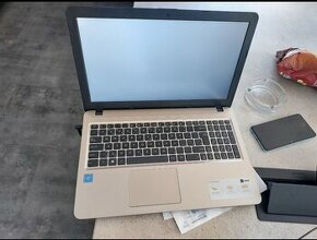 Notebook Asus x540n na opravu nebo díly