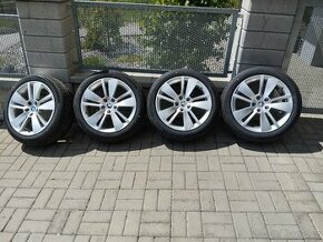 Škoda Superb 3 ALU kola 8x18 zenith nové pneu