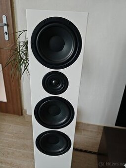 Heco Aurora 700
