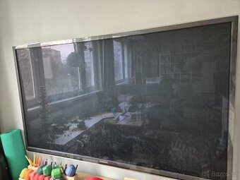 Panasonic Viera TX-P65ST50E + O2 settopbox