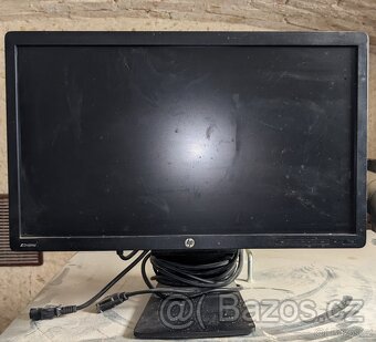 HP Z22i