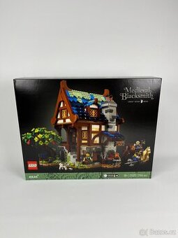 NOVÉ Lego 21325 Středověká Kovárna - 1