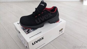 Pracovní boty UVEX