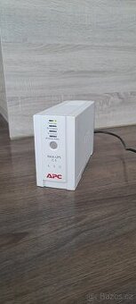 Záložní zdroj UPS APC 650