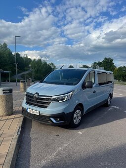 Renault Trafic 110 kW automat - 9 místní L2